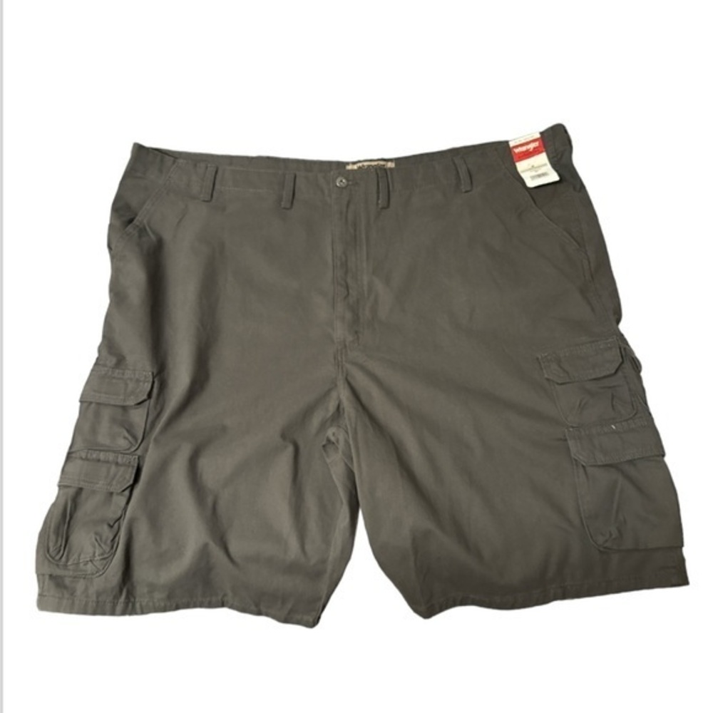 NWT men’s wrangler cargo shorts Gray‎ sz 52 (1271)